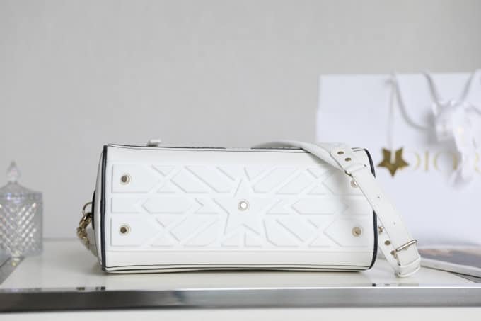 DIOR MEDIUM VIBE ZIP BOWLING BAG WHITE SMOOTH M6202OOBR_M879 - Image 4