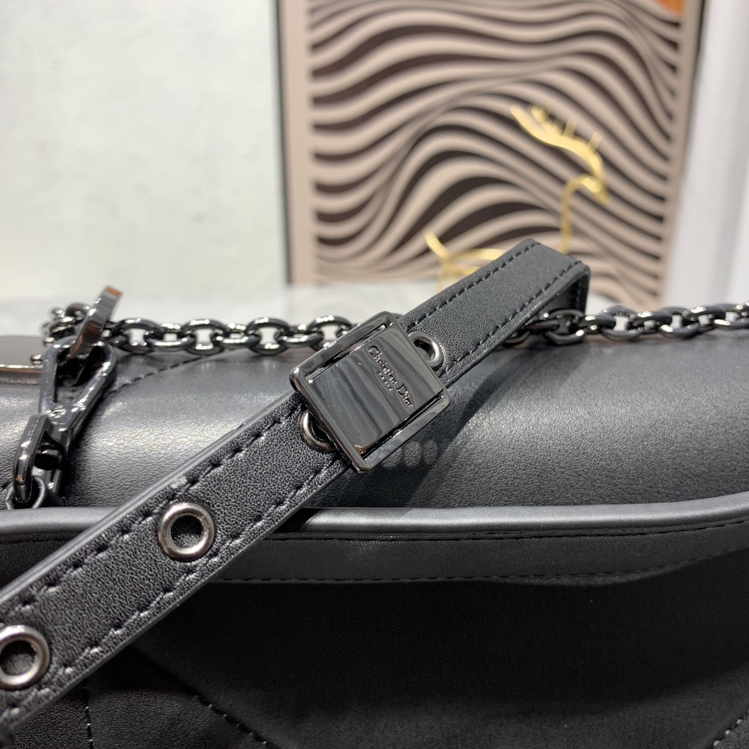 DIOR 30 MONTAIGNE CHAIN BAG WITH HANDLE BLACK 25CM M9215BNNA_M900 - Image 4