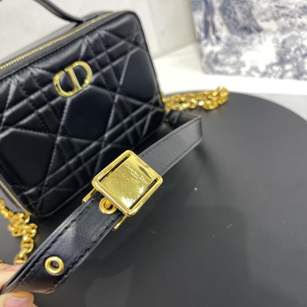 DIOR QUILTED MACROCANNAGE CALFSKIN CARO BOX CHAIN BAG BLACK - Image 4