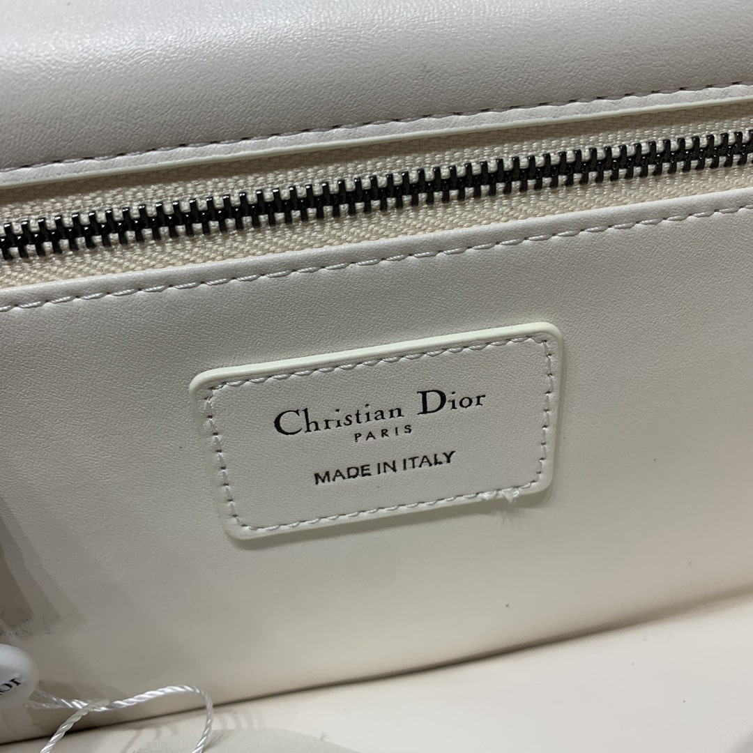 DIOR 30 MONTAIGNE CHAIN BAG WITH HANDLE WHITE 25CM M9215BNNA_M030 - Image 10