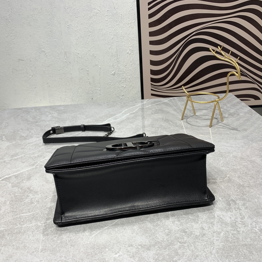 DIOR 30 MONTAIGNE CHAIN BAG WITH HANDLE BLACK 25CM M9215BNNA_M900 - Image 5