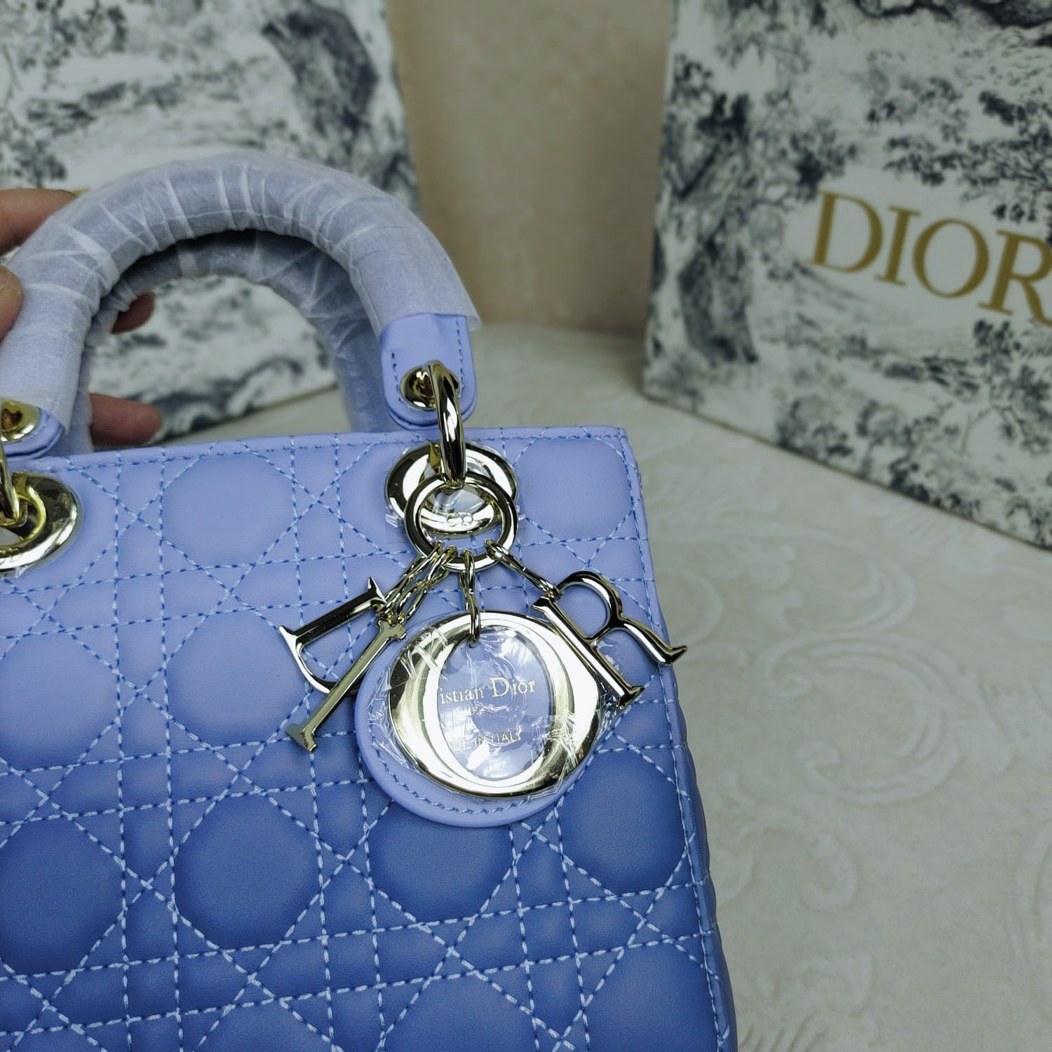 DIOR MEDIUM LADY BLUSH CANNAGE BAG MIX LIGHT BLUE 20CM - Image 2