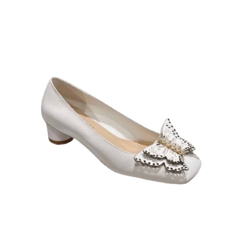 DIOR TALE PUMP WHITE SUPPLE CALFSKIN AND WHITE RESIN PEARLS