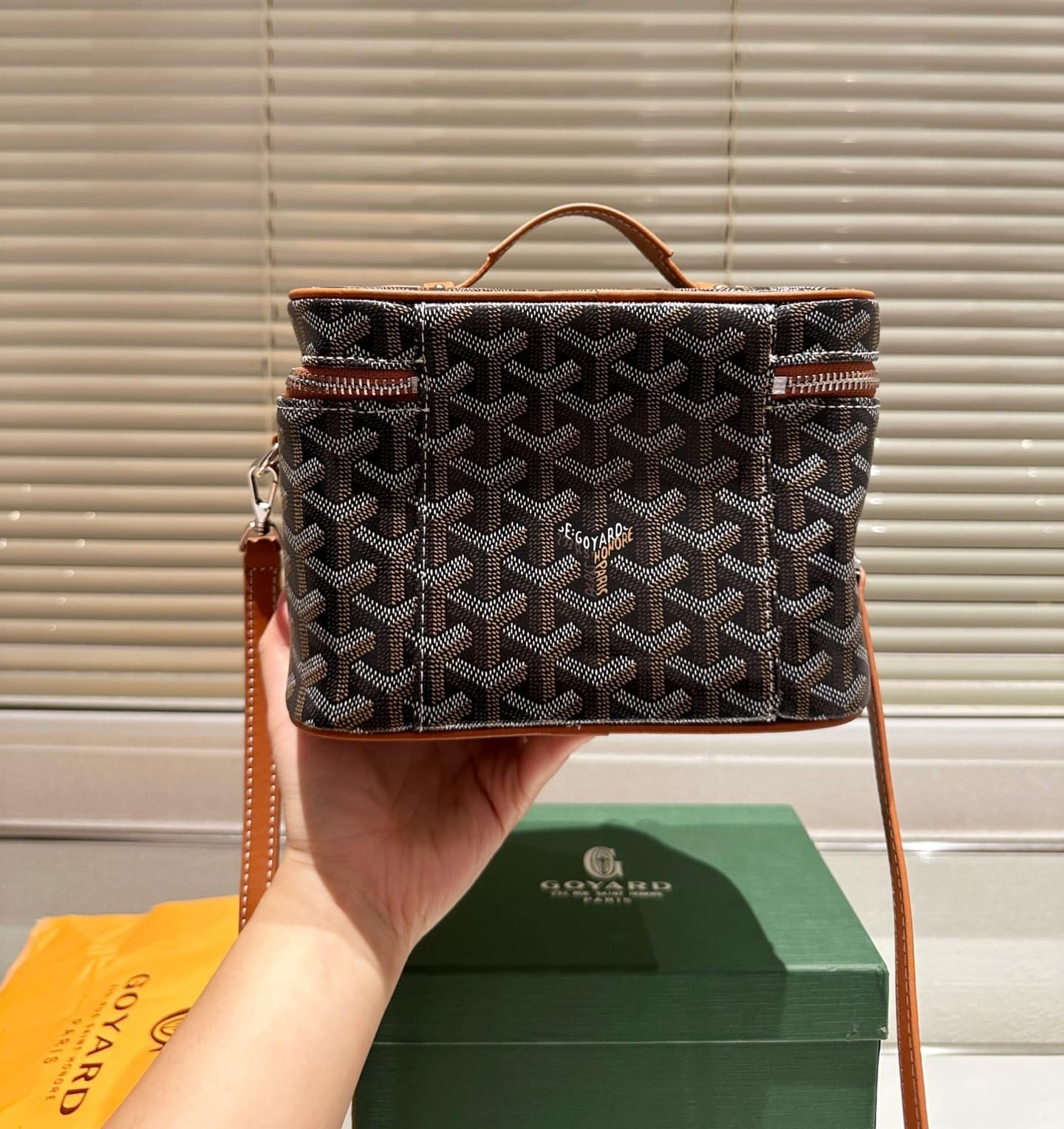 GOYARD MUSE VANITY CASE BLACK TAN 20CM MUSEVAPMLTY01CL03P - Image 5