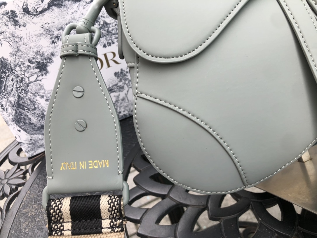 DIOR SADDLE ULTRA MATTE CALFSKIN GREY - Image 9