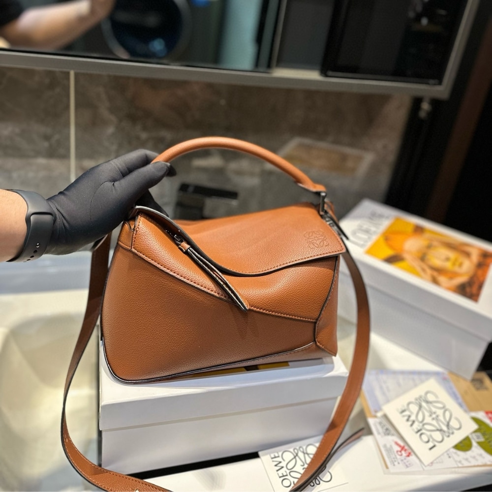 Loewe Small Puzzle Bag Tan 24cm A510P60X41 2530 - Image 2